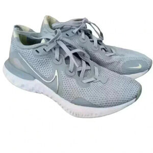 Nike Womens Gray Renew Run Womens Casual Running Shoe 7